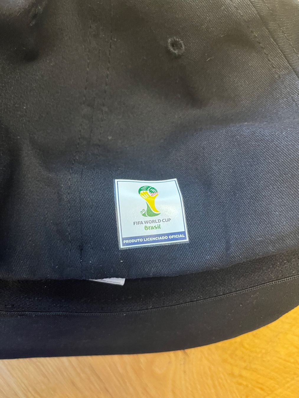 Copricapi, berretti & cappellini: Fifa World Cup Brazil 2014 Original Kappe – Nuovo (secondo la descrizione) da Häggenschwil venduto da Svge 2