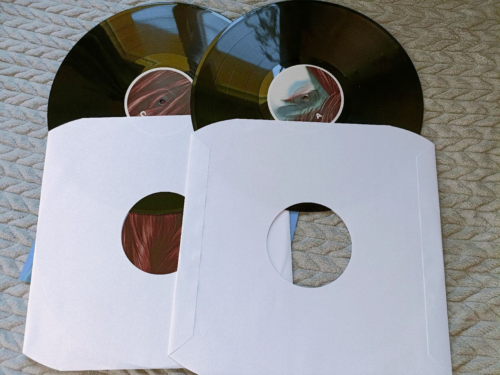 Schallplatten: LA FEMME - Mystere 2LP – Gebraucht aus Luzern von cryptonic79 2