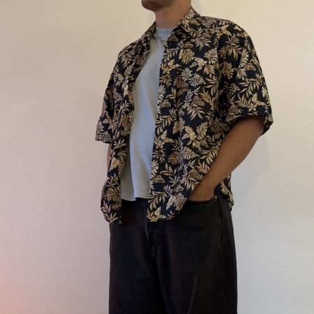 Hemd Consensus Sportswear schwarz Blumenmuster Grösse XL