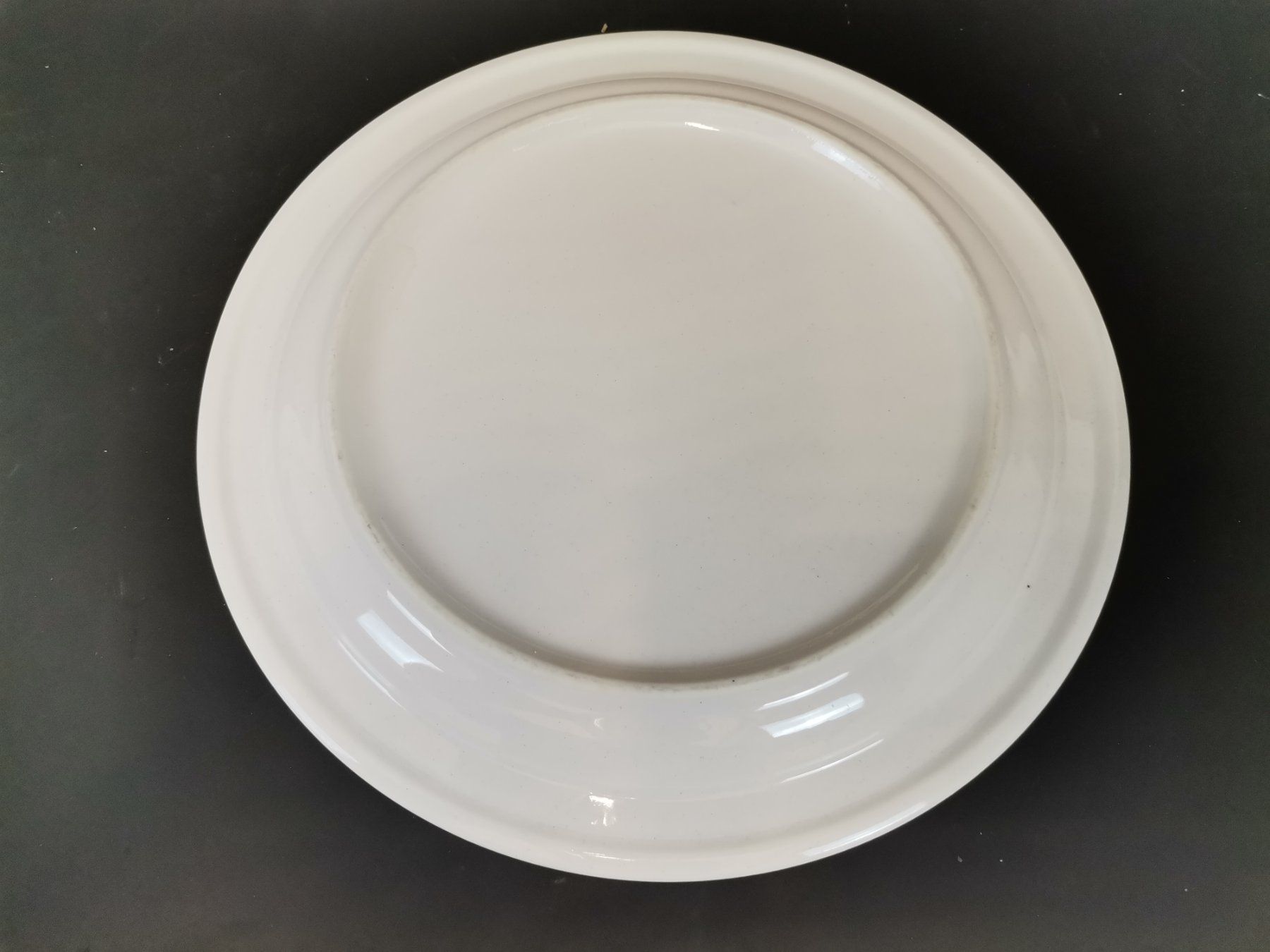 Set di piatti: TELLER-SET 6 Essteller + 8 Suppenteller – Usato da Schaffhausen venduto da Restwert_SH 8