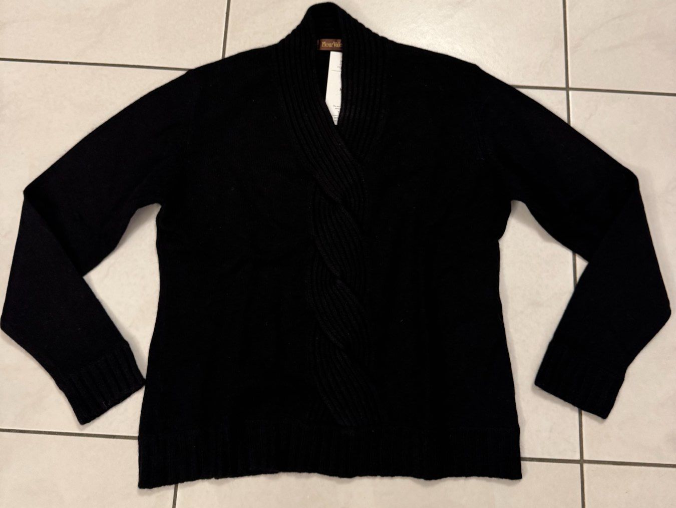 Pulls & Sweat-shirts: FLEUR VALERY - 100% Kaschmir Pulli - schwarz - Gr. M – Neuf (Voir description) à Maienfeld par Fashion_2009