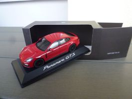 Porsche Panamera GTS