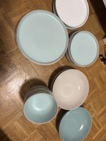 Diverses assiettes plates/creuses & bols ton pastel