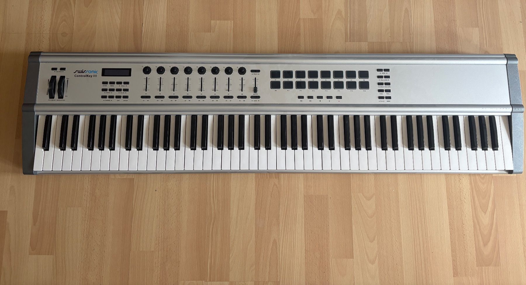 Strumenti musicali: Swissonic Controller Key 88 – Usato da Sursee venduto da Biancci