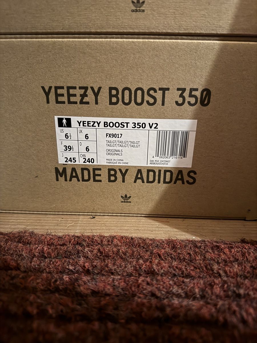 Adidas Herrenschuhe: Yeezy boost 530 v2 Tailgt 39 1/3 – Neu (gemäss Beschreibung) aus Porrentruy von fee_24 5