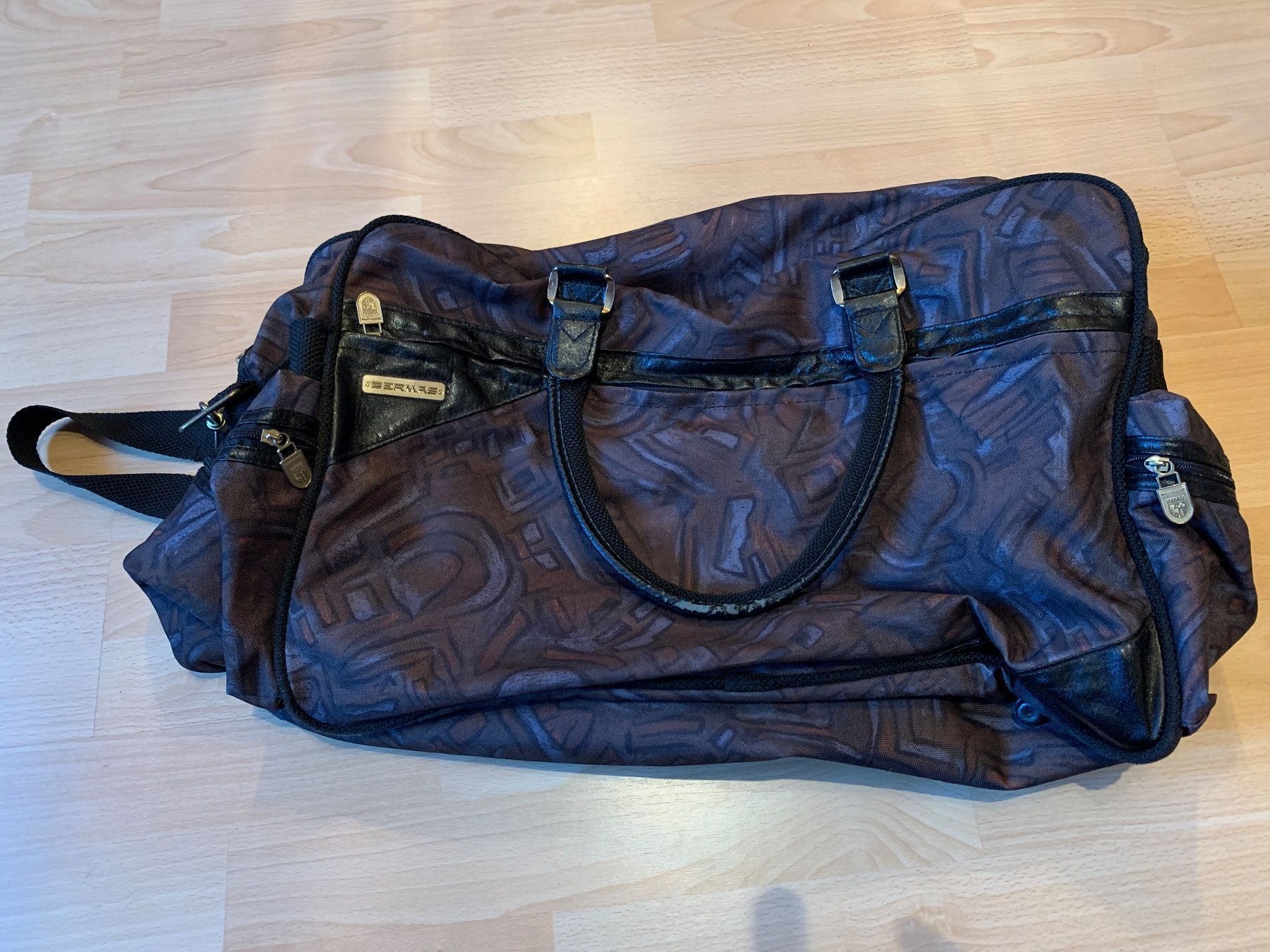 Borse da donna: Handtasche schwarz – Usato da Eschlikon TG venduto da ArtRec