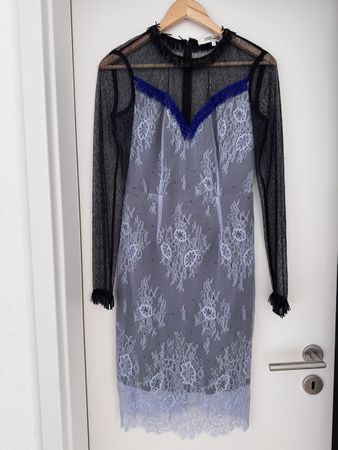 Robe Diane von Furstenberg dentelle noire bleue taille 6