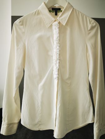 Escada Seiden-Damenbluse, creme-weiss, Grösse 36, Top Zust