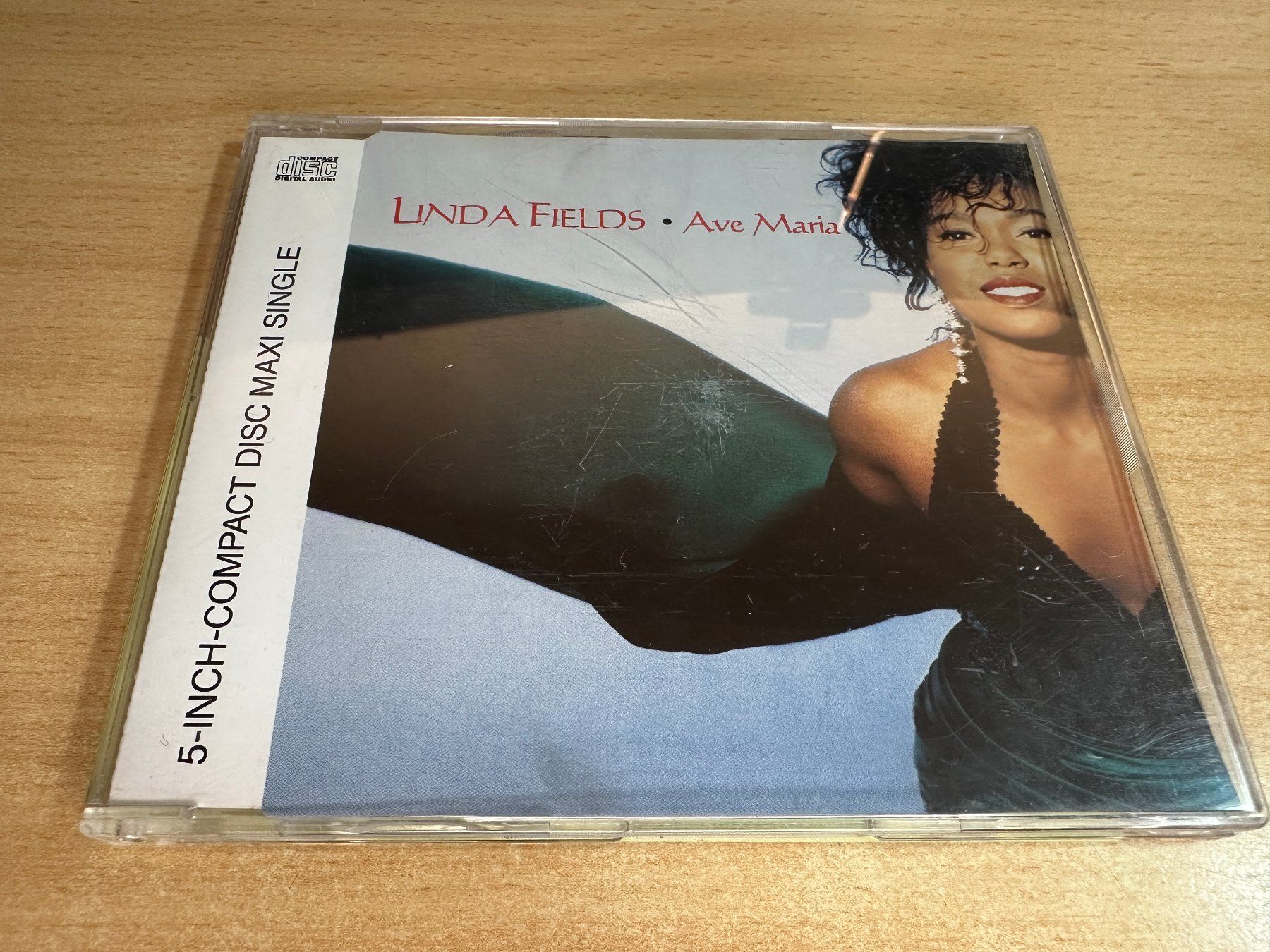 CD: Linda Fields – Ave Maria - Single CD – Usato da Rikon im Tösstal venduto da Alpenmutz