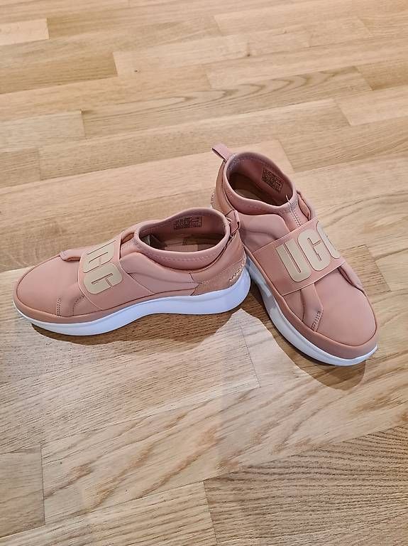 Damenschuhe: UGG Schuhe – Gebraucht aus Buttikon SZ von yol_8dps 3