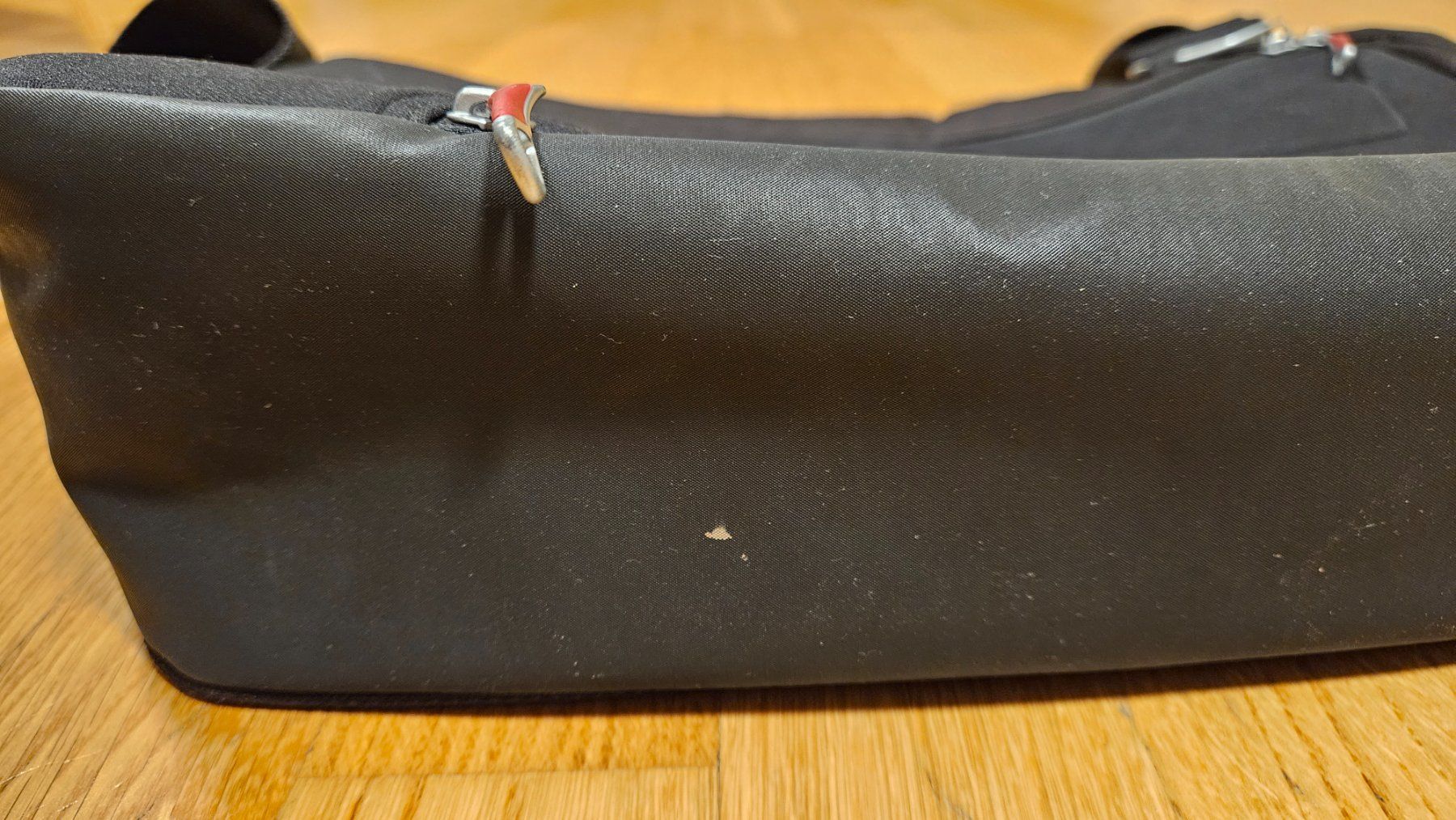 Tumi Borse: Tumi x Ducati Multistrada Messenger Bag – Nuovo (secondo la descrizione) da Uitikon Waldegg venduto da UitiZH 4