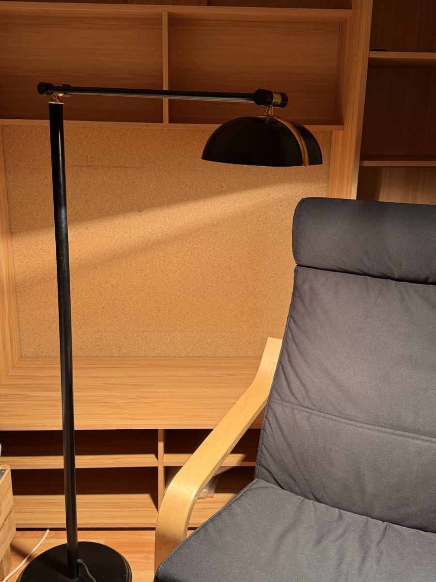 Lampes: Lampe à halogène  – D'occasion à Ecublens VD par daw_6d7j