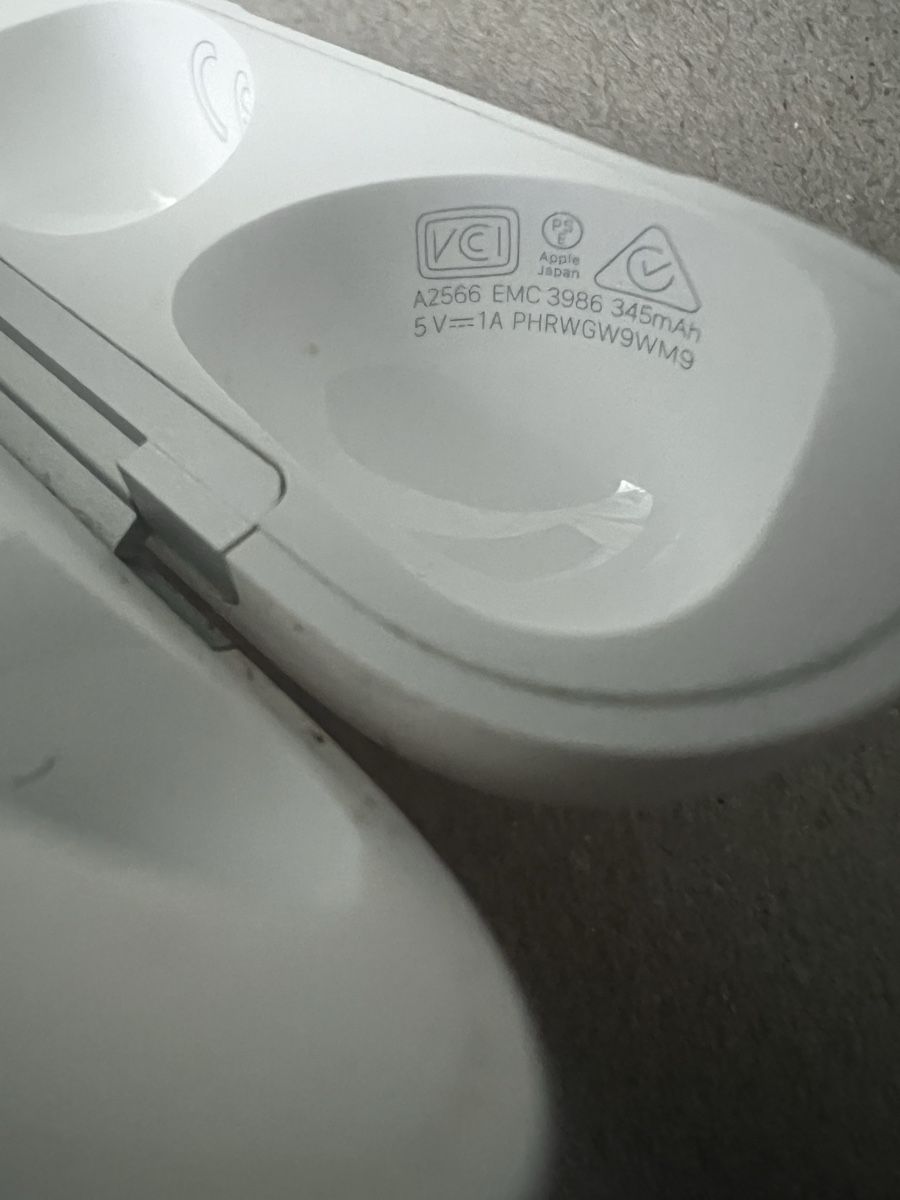 Apple Cuffie: Original Apple AirPods 3 Gen. Kopfhörer mit Wireless Case – Usato da Zürich venduto da Walllstreet 2