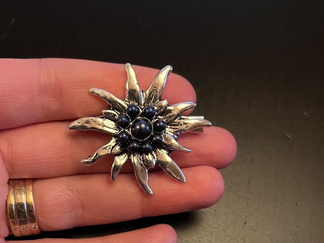 Broches & Aiguilles: Brosche Edelweiss, Nr.38 – Neuf (Voir description) à Gams par Mariawicca 2