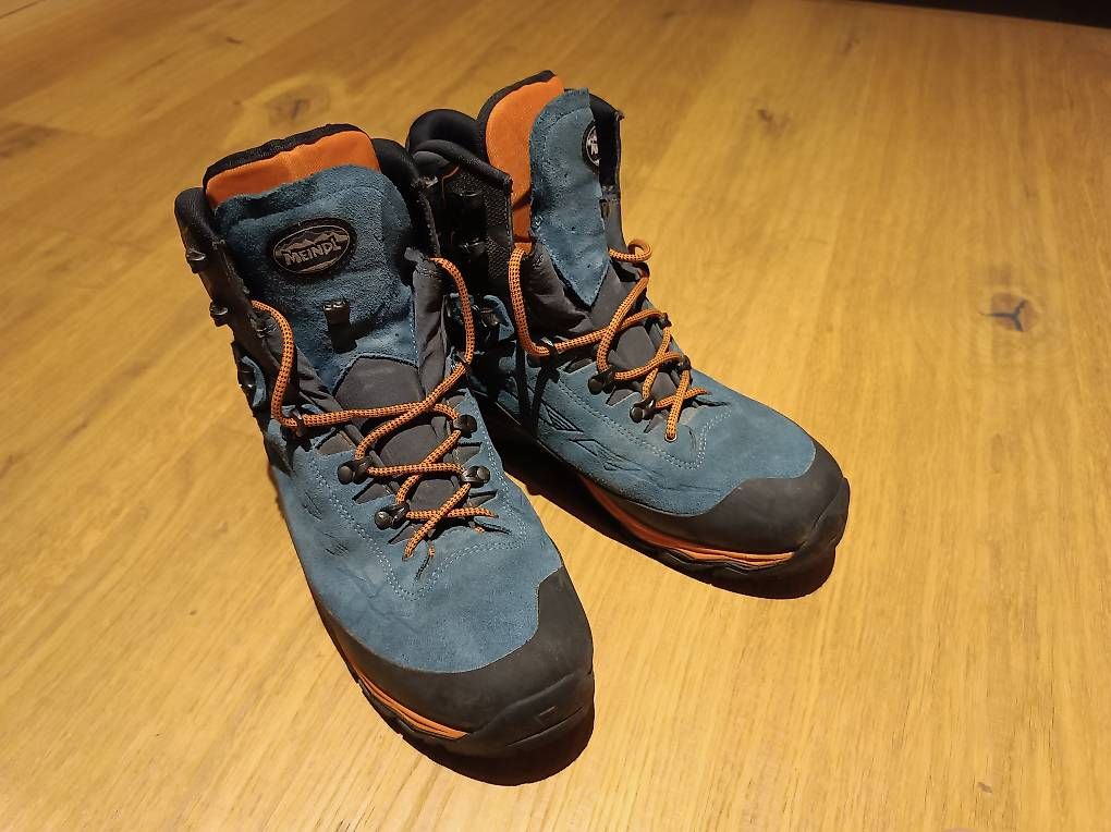 Herrenschuhe: Wanderschuhe Meindl - Gr. 44 (eher 45) – Gebraucht aus Oberdiessbach von Aviel_03L