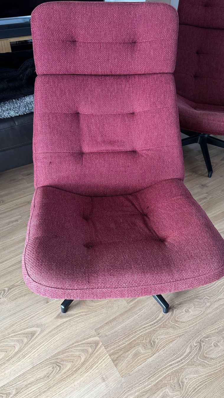 Ikea Poltrone: IKEA Havberg bordeauxrot Drehfuss Sessel – Usato da Siegershausen venduto da sobasoup