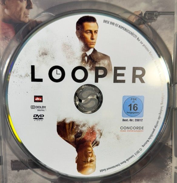 Tutti i DVDs: DVD LOOPER - BRUCE WILLIS JOSEPH GORDON-LEVITT EMILY BLUNT – Usato da Wisen venduto da gigisna 1