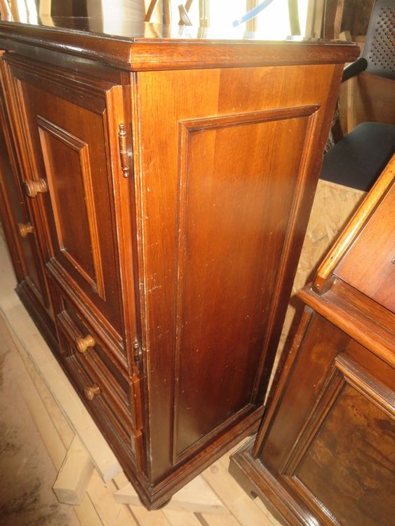 Commodes: schönes Möbel aus Holz – D'occasion à Rüschegg-Heubach par Ofen111 2