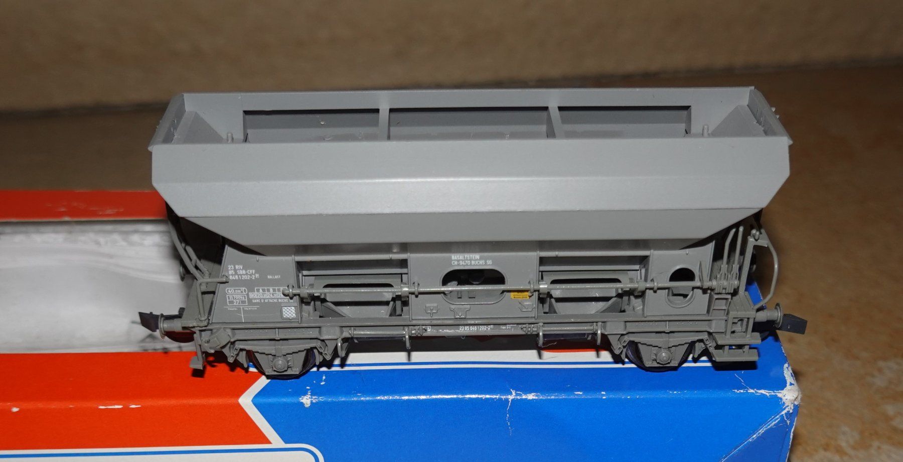 Roco Modelleisenbahnen: H0 5 Güterwagen Roco, Lima, Liliput – Gebraucht aus St. Gallen von bruenig0m 3