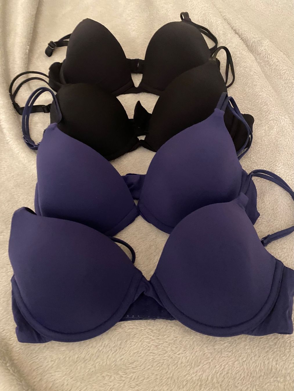 Beldona Altra biancheria intima: Vier basic BH‘s der Marke Beldona – Usato da Luzern venduto da i-love-guacamole 1