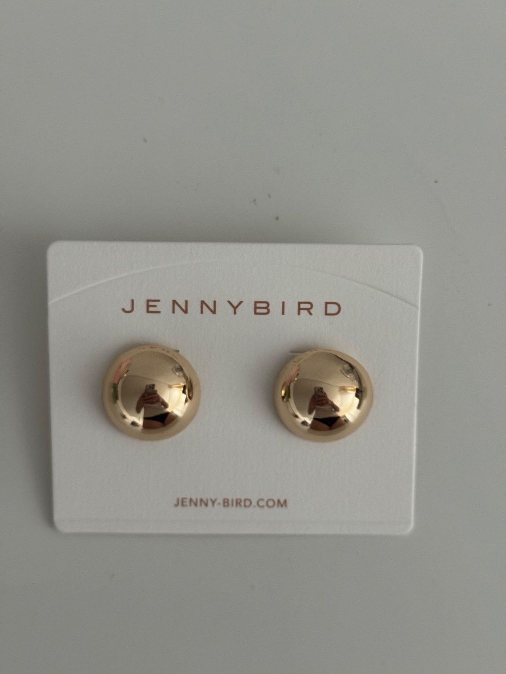 Orecchini pendenti & Orecchini a lobo: JENNY BIRD Ohrringe Messing in Gold getunkt – Nuovo e nell'imballaggio originale da Schindellegi venduto da Zurpan