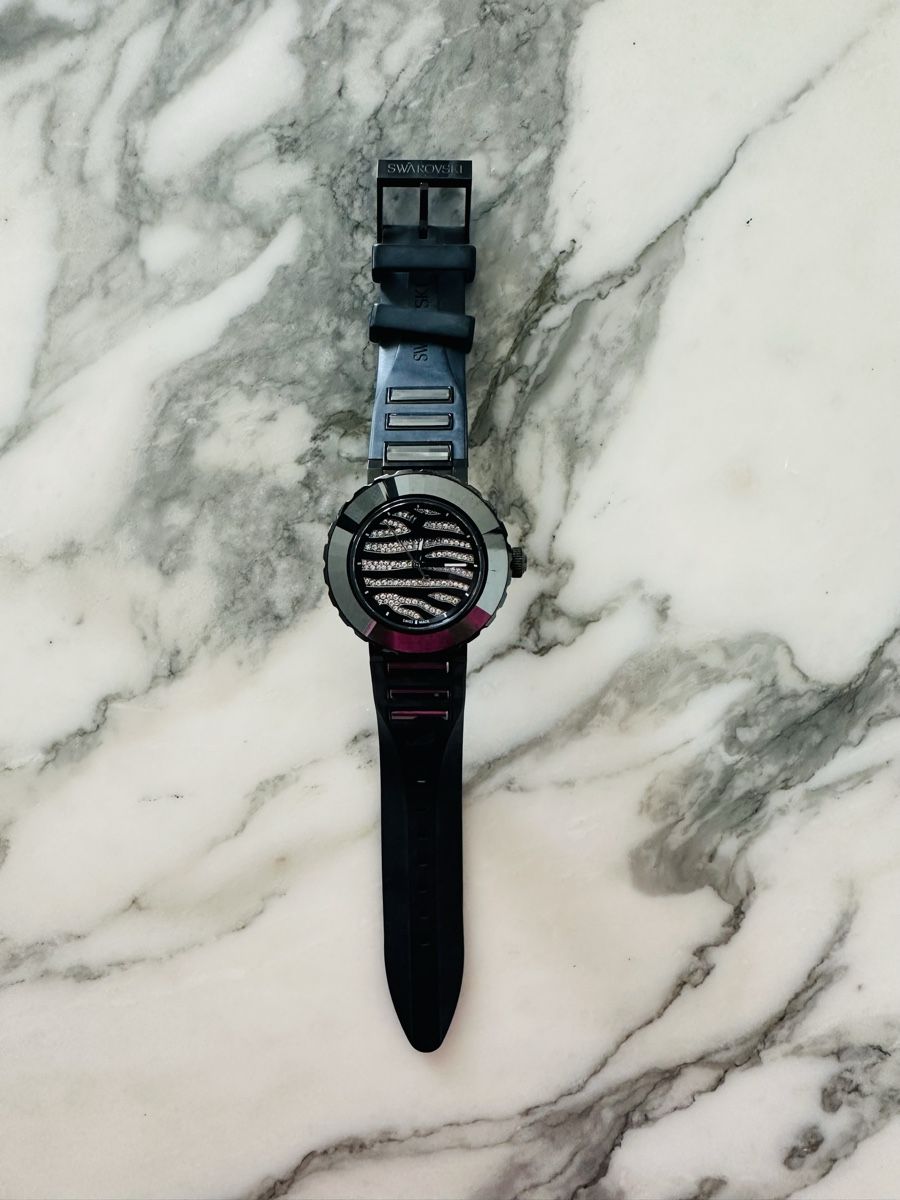 Swarovski Orologi: Swarovski Crystal Watch - Black Rubber Strap – Usato da Thalwil venduto da Ven.Mic 1