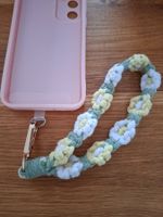 Handgemachte Makramee-Handykette mit Blumenmuster