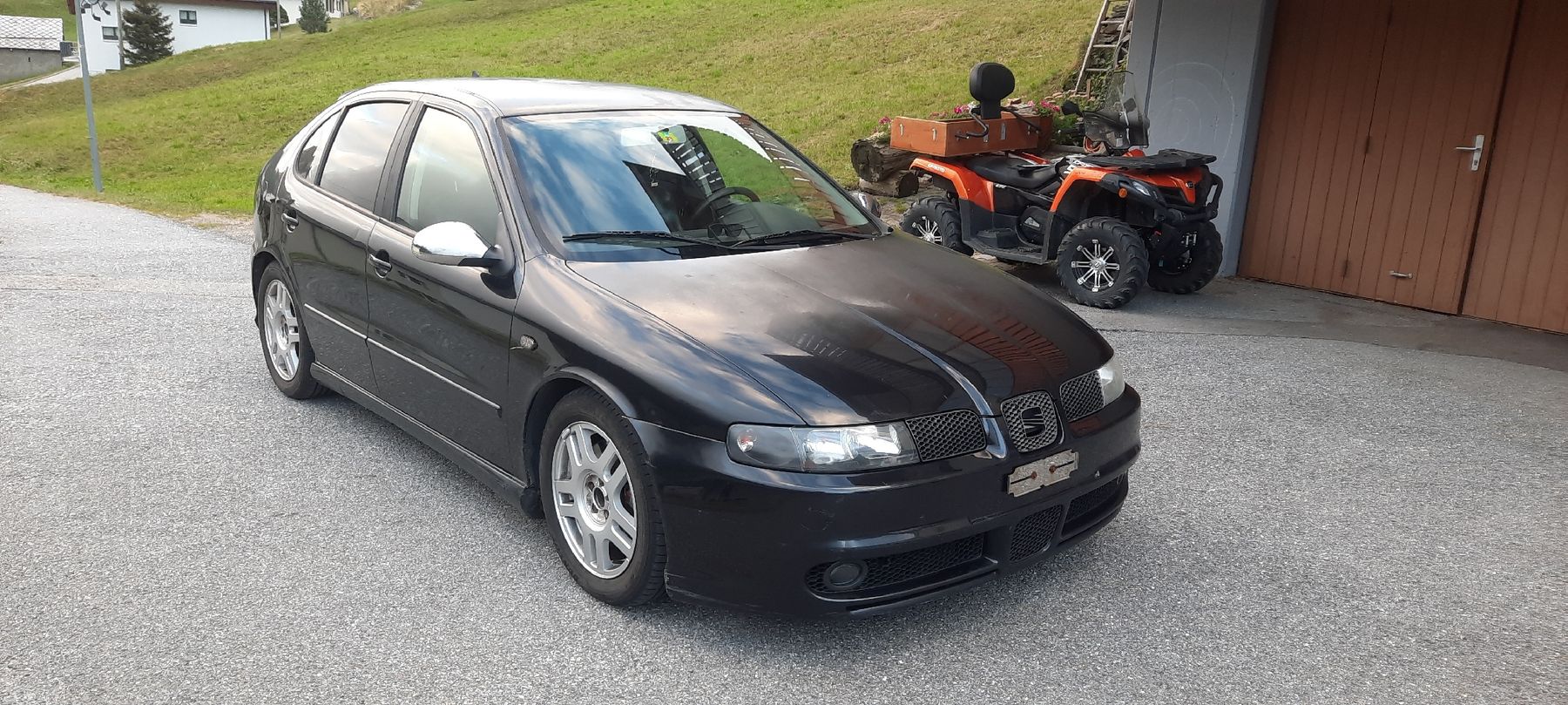 Seat Automobili: Seat Leon 1m VR 6 2.8l 4x4 – Usato da Glis venduto da