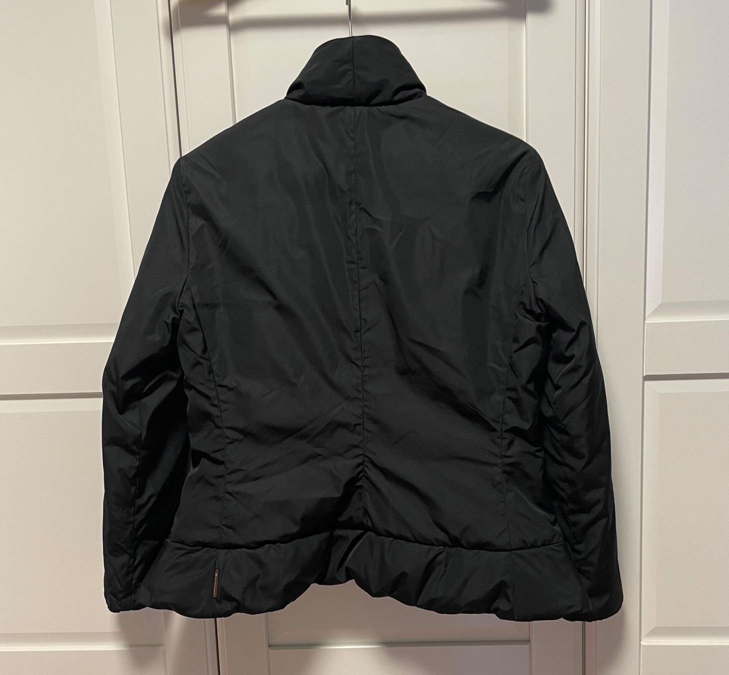 Moncler Giacche: Schwarze Moncler Steppjack/Blazer Gr 2 – Usato da Bern venduto da Rigoler 3