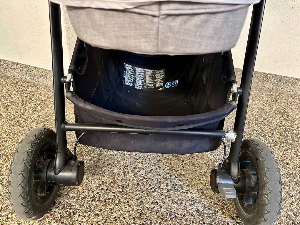 Joie Carrozzine: Joie Kinderwagen Babywanne – Usato da Bern venduto da ver_mp5k 2