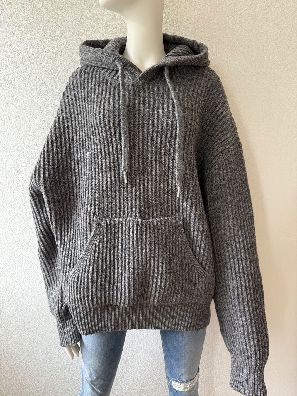 Maglioni & Felpe: Ami Pullover Sweatshirt – Nuovo (secondo la descrizione) da Winterthur venduto da 19.19 1