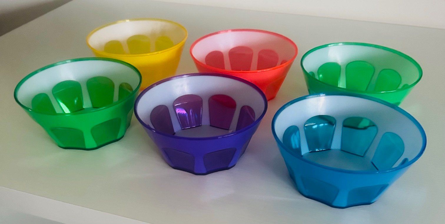 Set di 6 bellissime ciotole colorate per snacks, aperitivi! (Usato) a