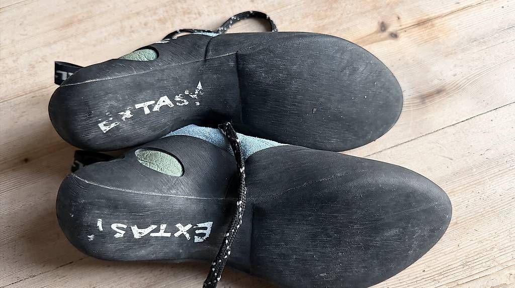 Scarpe da uomo: Kletterfinken ca 38 – Usato da Aegerten venduto da viv_w9y5 1