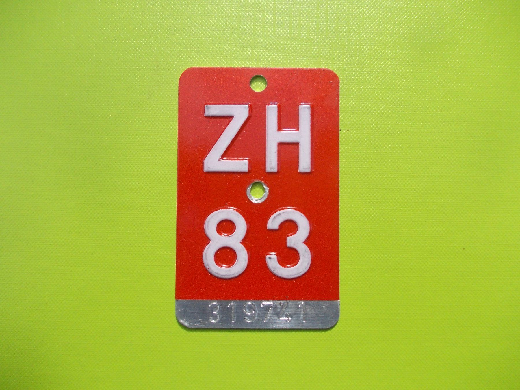 Insegne: Velonummer / Fahrradnummer ZH 83 – Usato da Gsteigwiler venduto da HORMIGA21