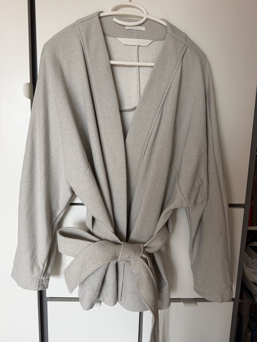 Cos Giacche: Veste Cos Kimono Beige Tendance – Nuovo (secondo la descrizione) da Crissier venduto da seikoruby 2
