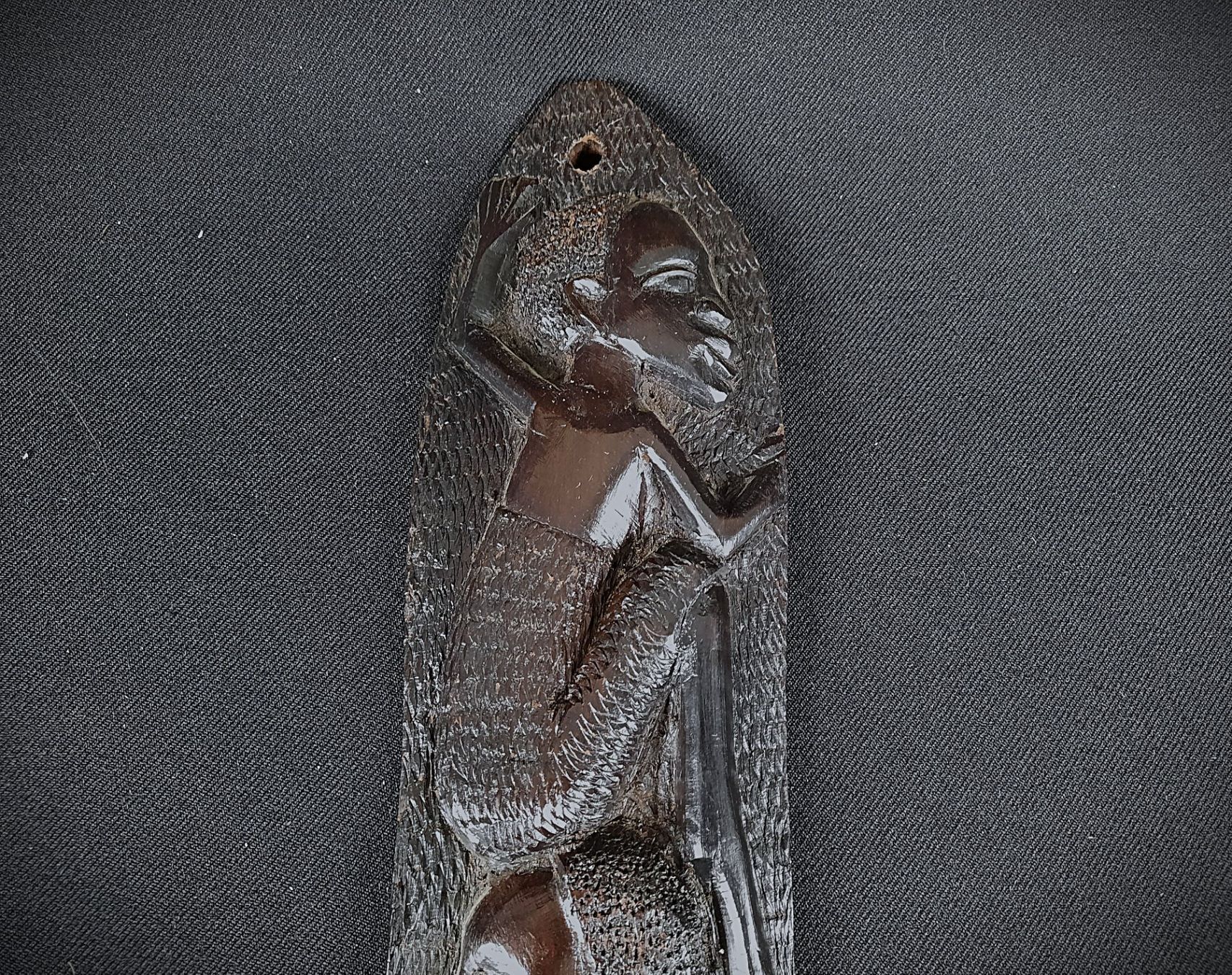 Sculture & Statue: Afrikanisches Ebenholz Relief handgeschnitzt – Usato da Beinwil am See venduto da Restwert_Beinwil 1
