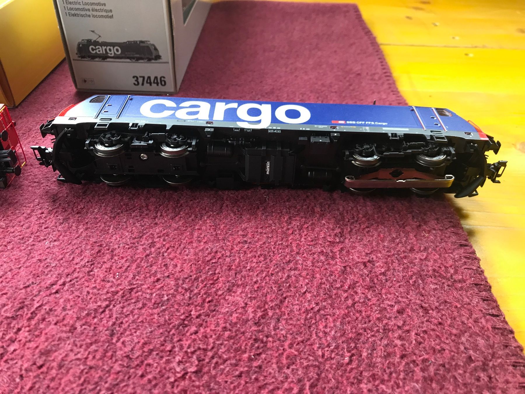 Trains électriques: Lot mit 3 Stk. Cargo Lokomotiven – Neuf avec emballage d'origine à Erschwil par Freitag1 4