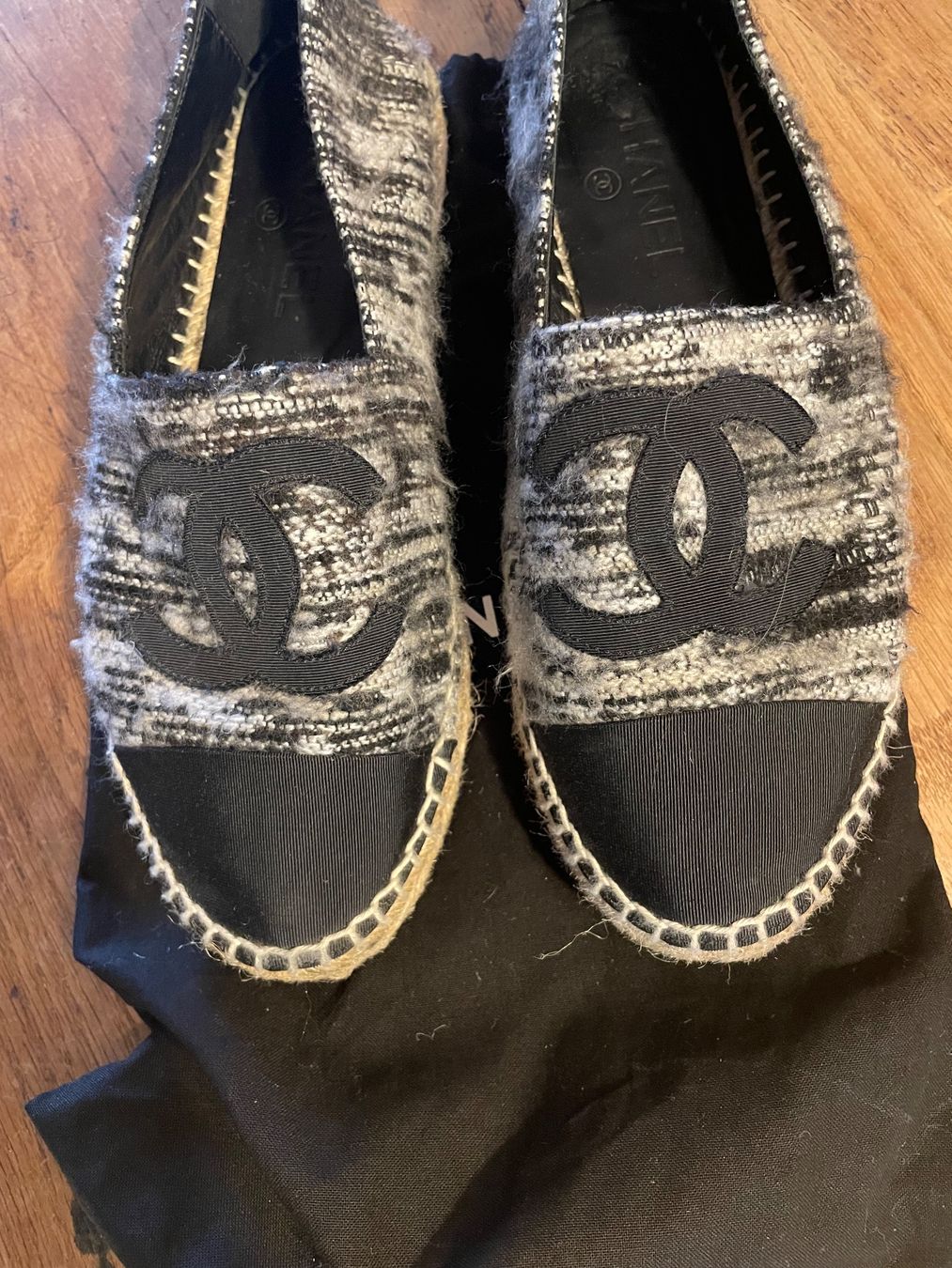 Chanel Damenschuhe: Chanel Espadrilles Gr. 38 – Gebraucht aus Bern von Ciacaprione 1