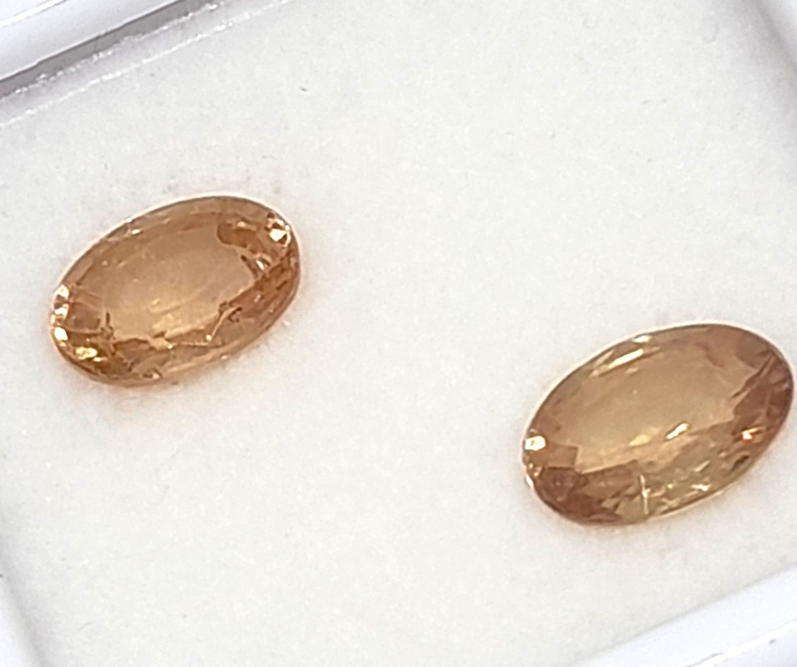 Edelsteine: 2x Saphirs oranges 1.76 ct - CERTIFICAT 560.- Fr – Neu (gemäss Beschreibung) aus Grimisuat von Valgem 1