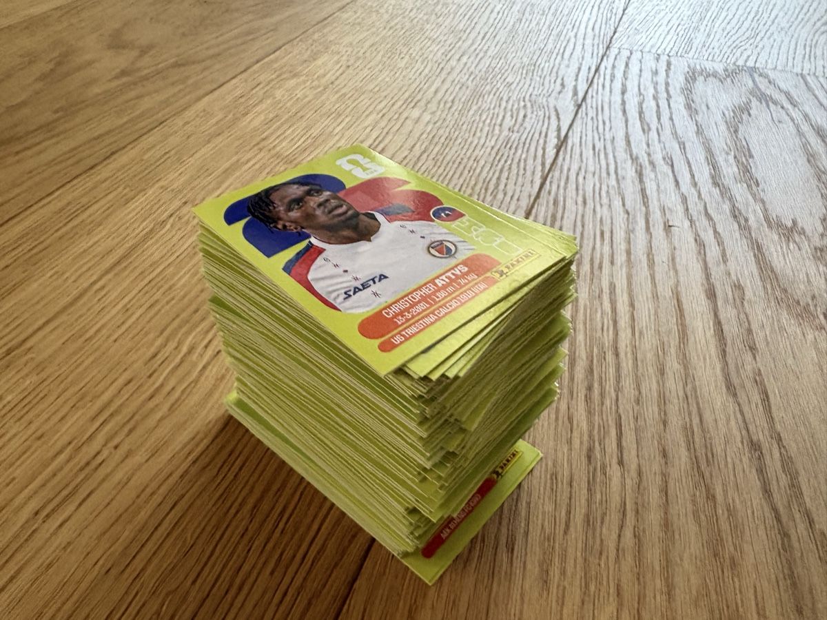 Panini Sammelbilder & Trading cards: Paninis Wm 2026 300 Sticker  – Gebraucht aus Luzern von Juri-Luzern