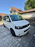 VW T5 Multivan Startline 4Motion – viele Teile neu