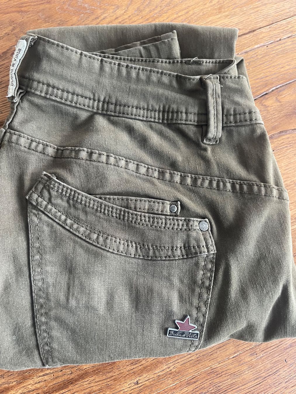 Buena Vista Pantaloni: Buena Vista Hose xl – Usato da St. Ursen venduto da B1993