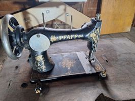 antike PFAFF Nähmaschine