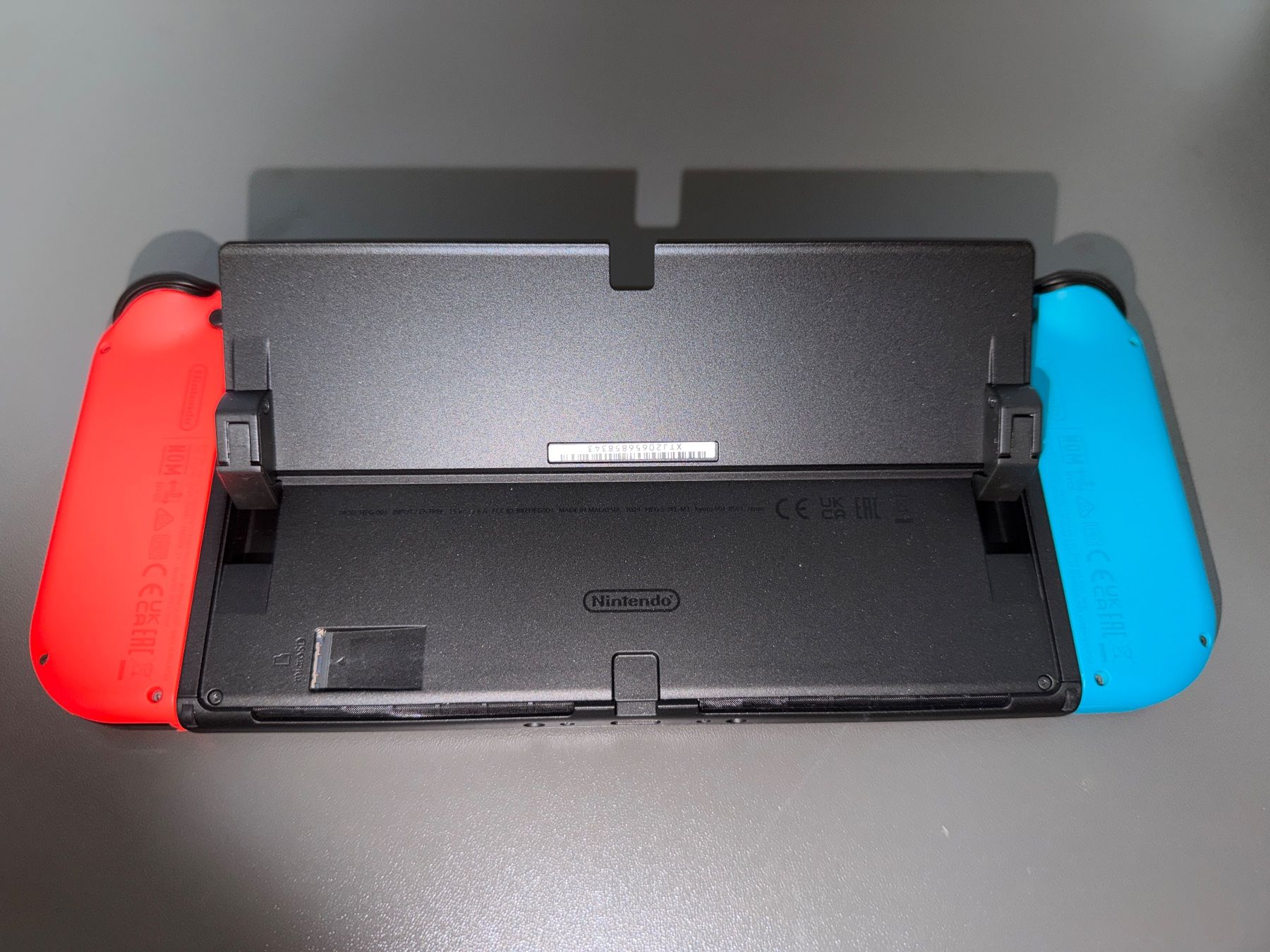 Nintendo Konsolen: Nintendo Switch OLED – Gebraucht aus Rekingen AG von Aargauer_AG 4