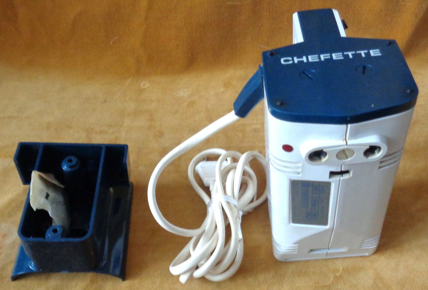 Kenwood Küchengeräte: KENWOOD CHEFETTE MIXER GERÄT A 340 – Gebraucht aus Lausanne von kiliman73 4
