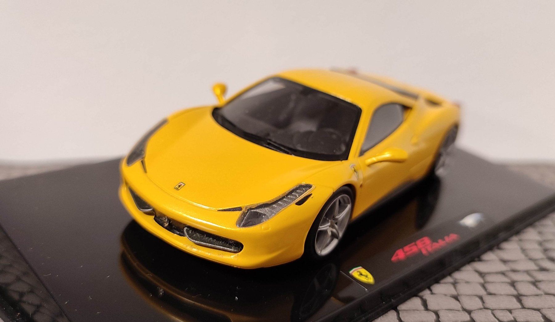 Ferrari Modellini d'auto: Ferrari 458 Italia – Nuovo e nell'imballaggio originale da Flawil venduto da Imperiosud 1
