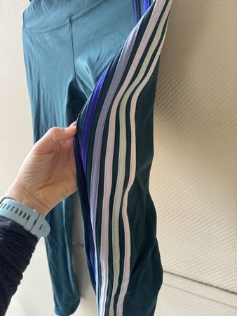 Lululemon Leggins Grün mit Streifen