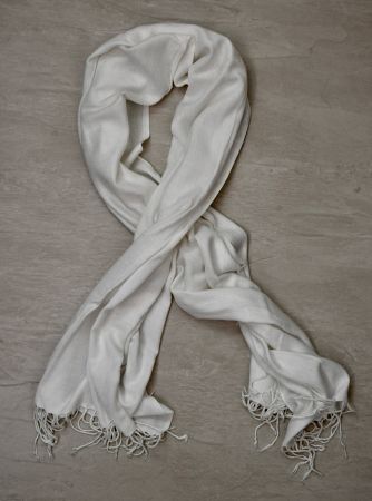 Schal weiss