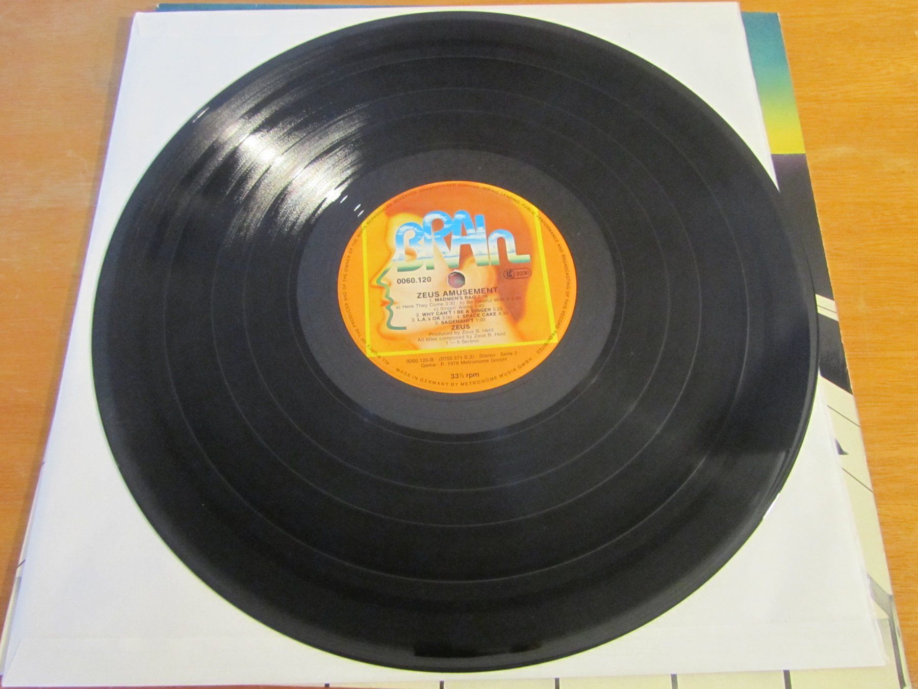 Vinyles: ZEUS:      Amusement – D'occasion à Seengen par mikelele 4