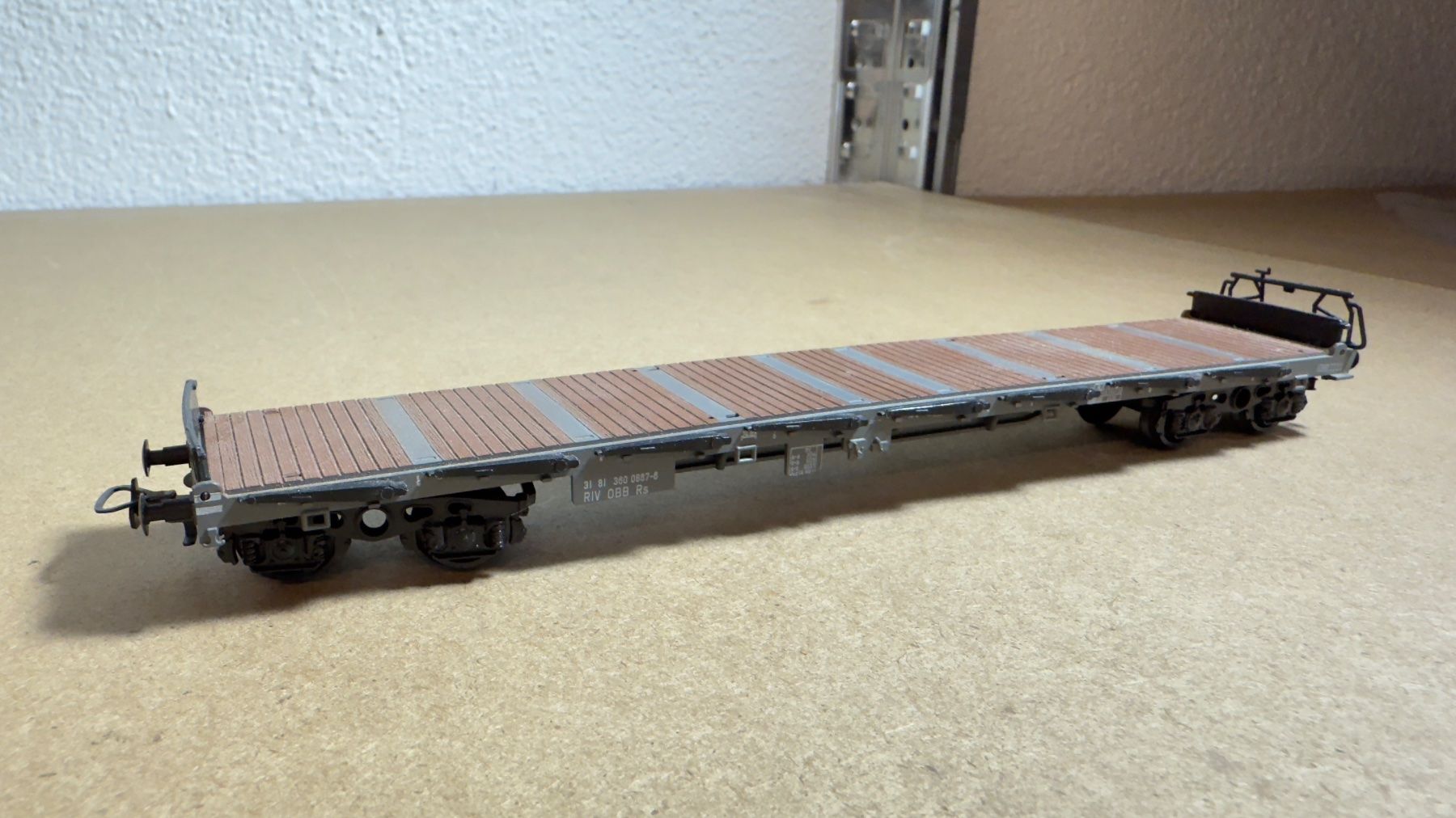 Kleinbahn Modelleisenbahnen: Kleinbahn Auffahrwagen H0 / DC – Gebraucht aus Windlach von Kelebra